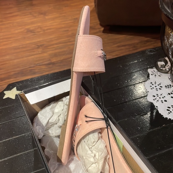 Sandals - Picture 3 of 3